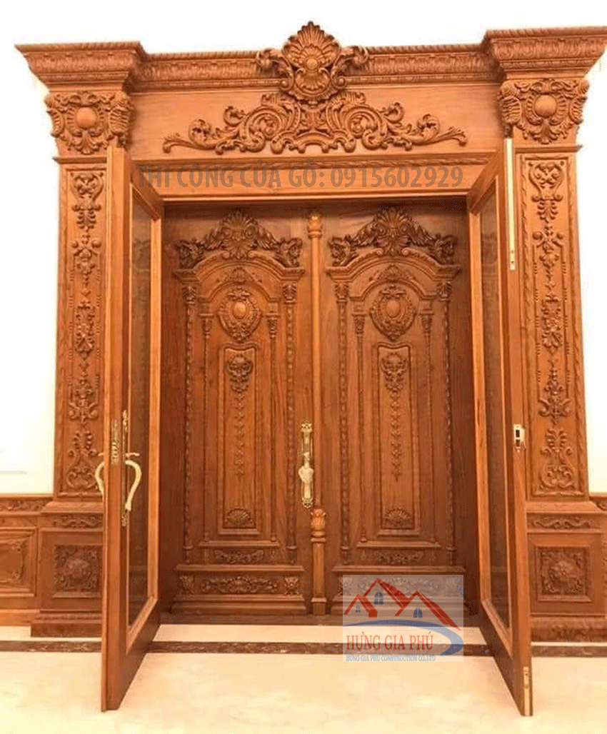 Mẫu cửa gỗ biệt thự tân cổ điển