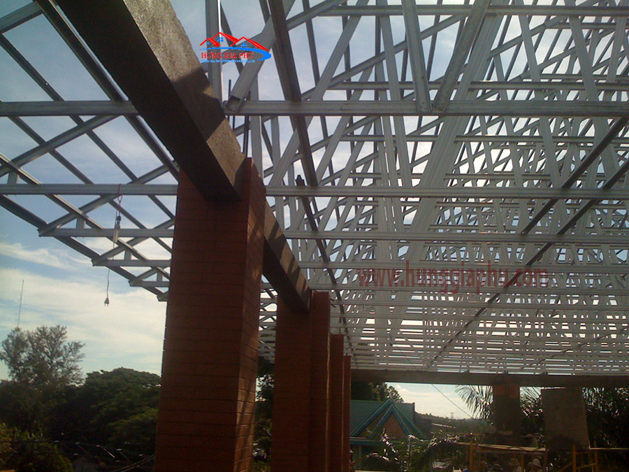 Giá thi công kèo nhẹ Thi công kèo nhẹ